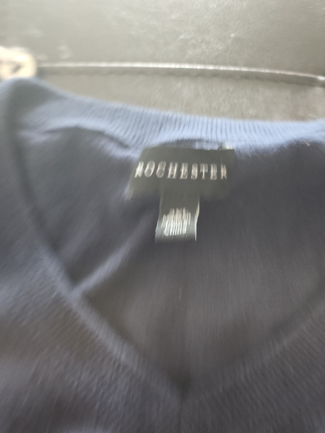 Men's V-Neck Sweater In Navy